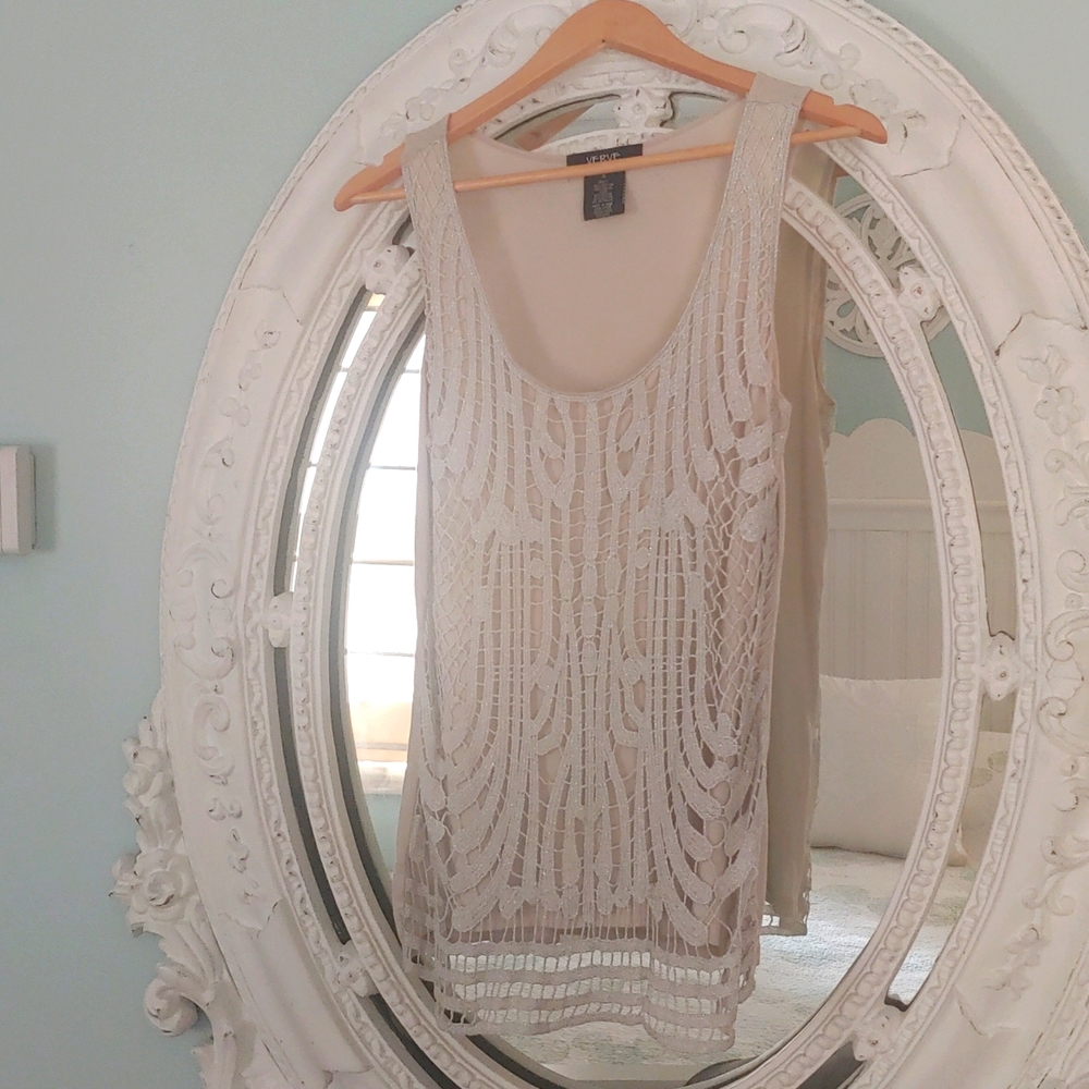 Silvery lace topsize sm